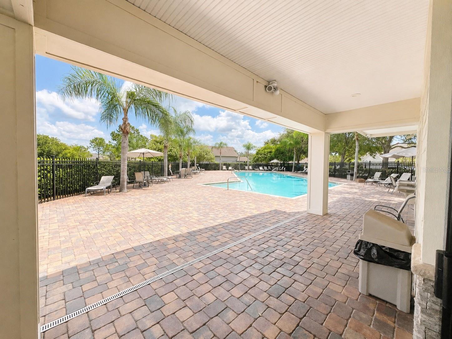 3207 CLOVER BLOSSOM CIR — photo 31