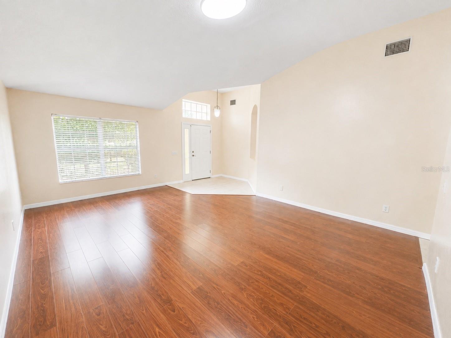 3207 CLOVER BLOSSOM CIR — photo 5