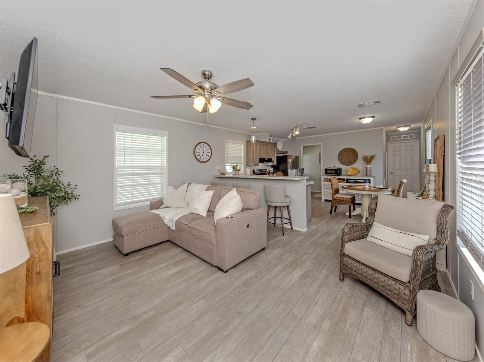 6824 HAAWI CT — photo 9