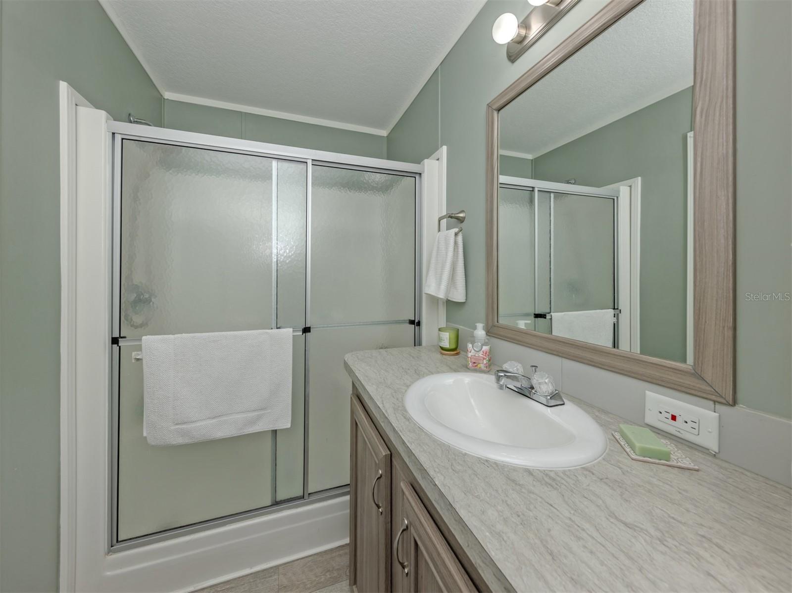 6824 HAAWI CT — photo 27
