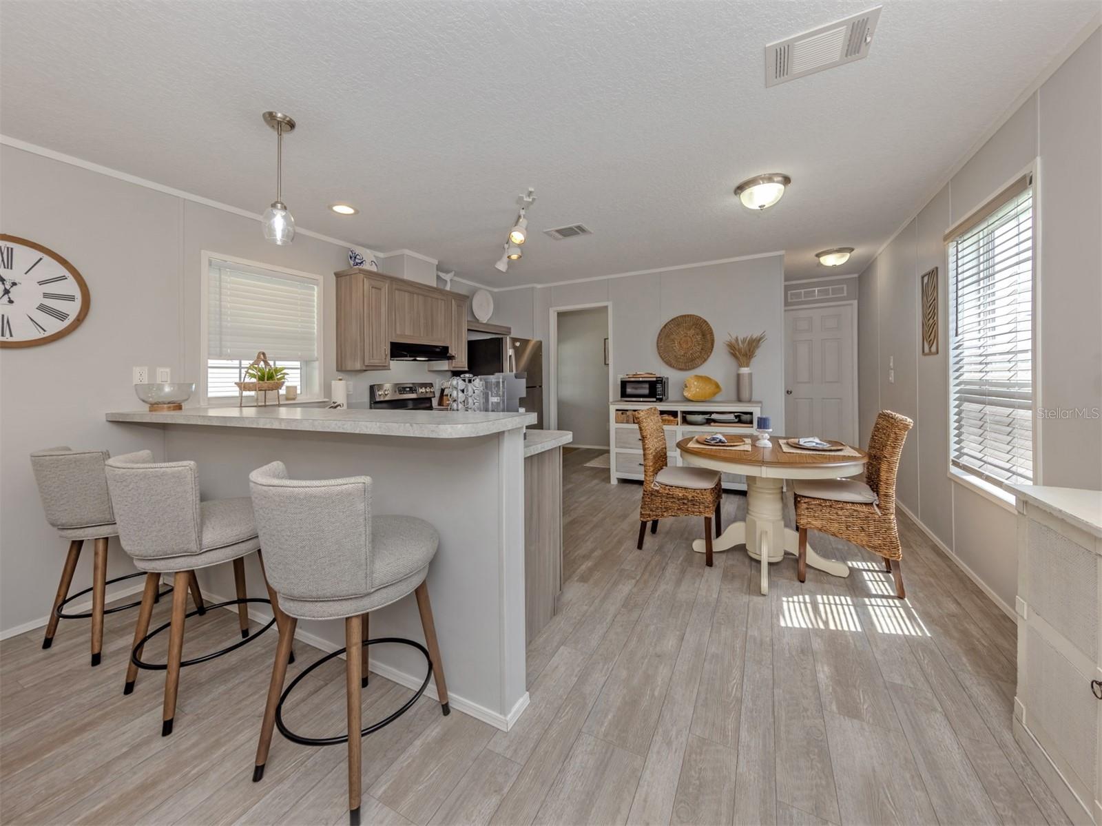 6824 HAAWI CT — photo 16
