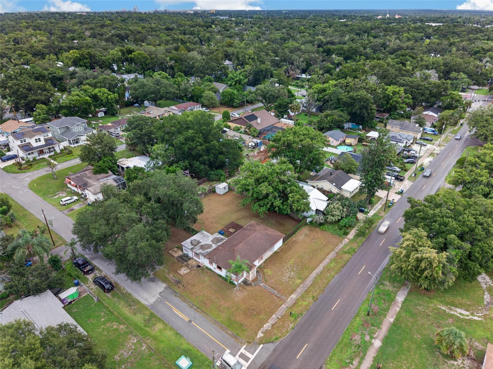 1302 E SLIGH AVE — photo 59