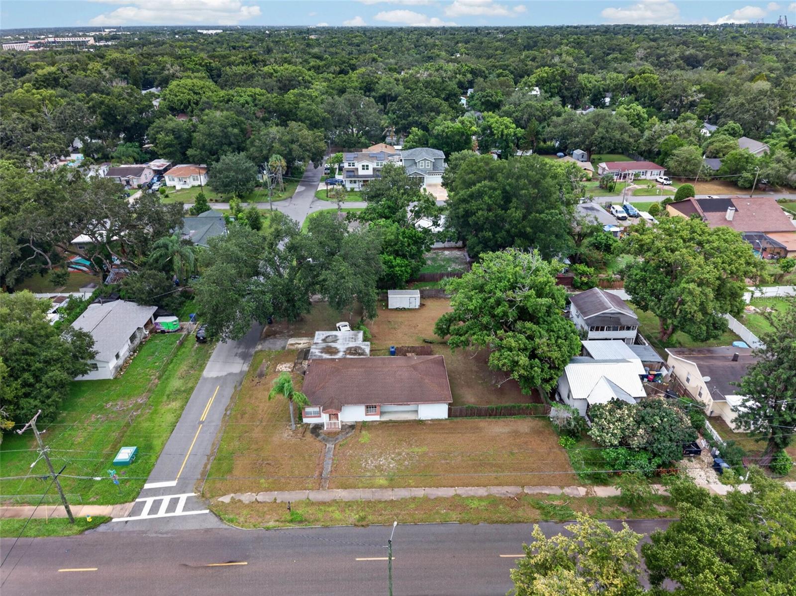 1302 E SLIGH AVE — photo 56