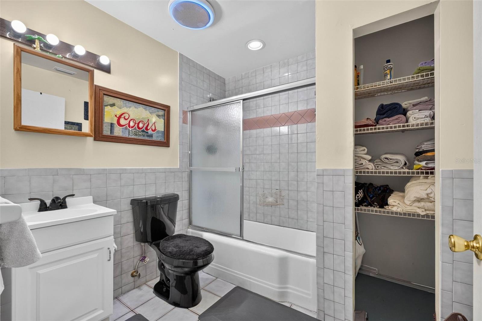 1302 E SLIGH AVE — photo 25