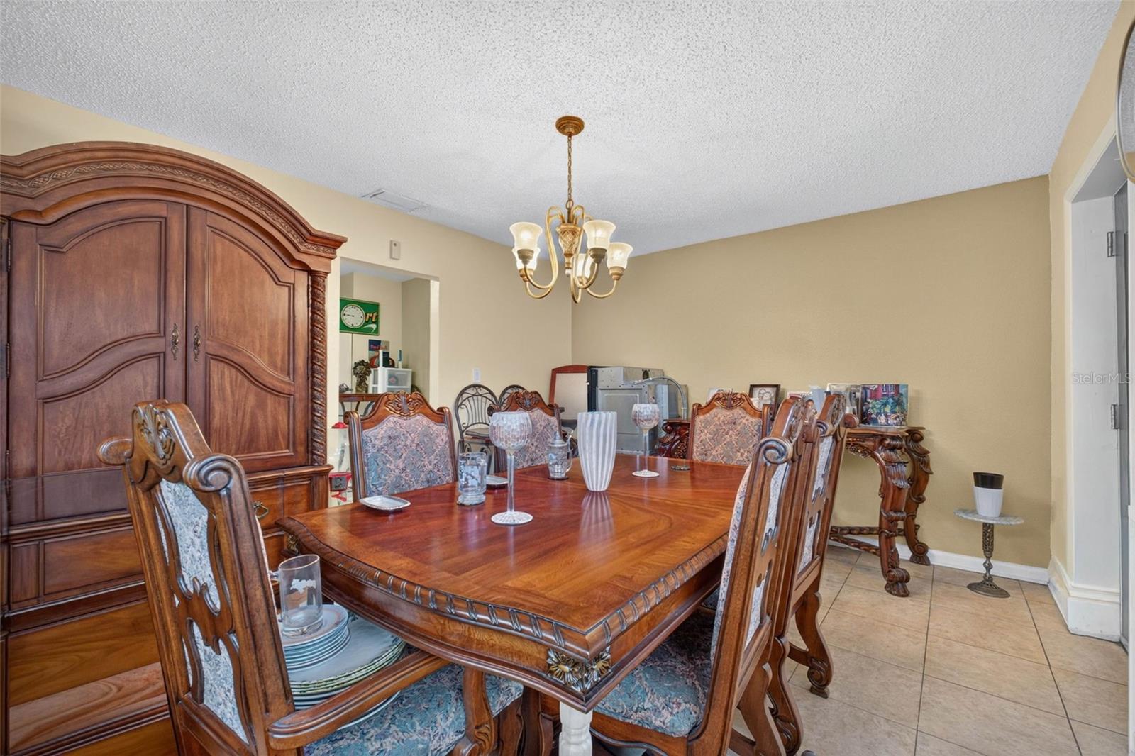 1302 E SLIGH AVE — photo 6