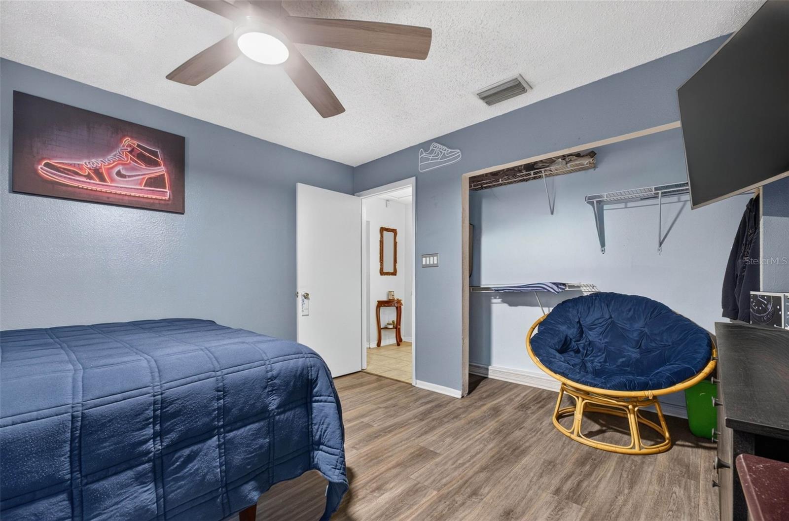 1302 E SLIGH AVE — photo 24