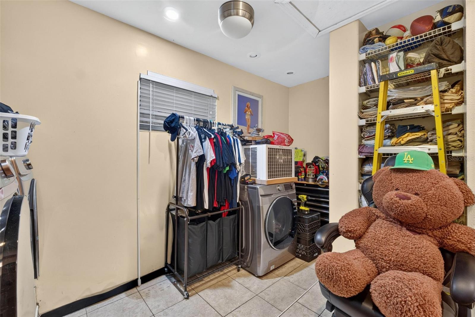 1302 E SLIGH AVE — photo 41