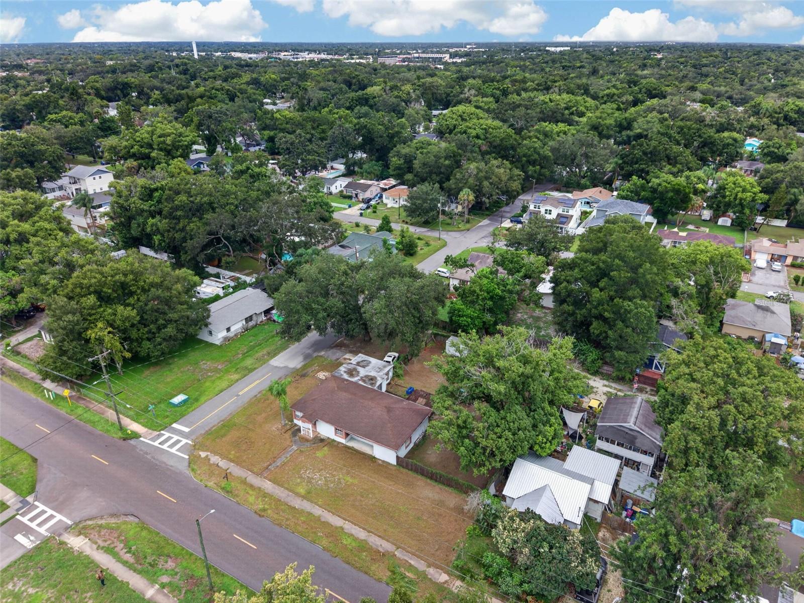 1302 E SLIGH AVE — photo 58