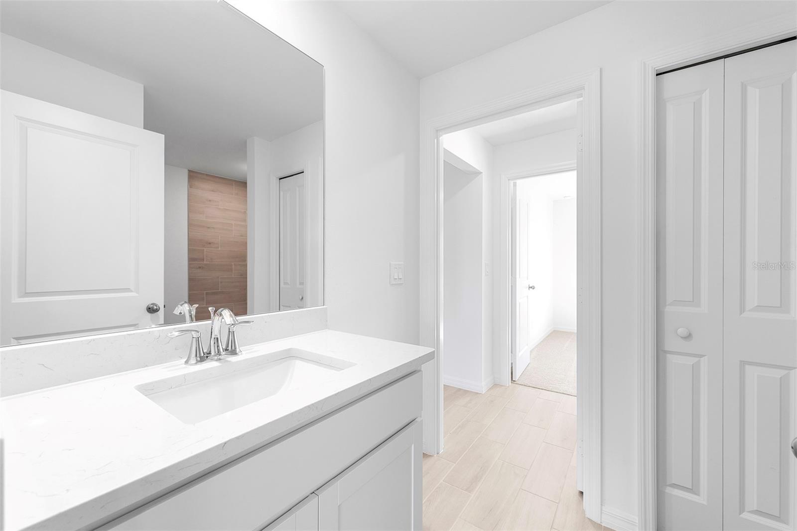 3510 E ELIAS CIR — photo 14