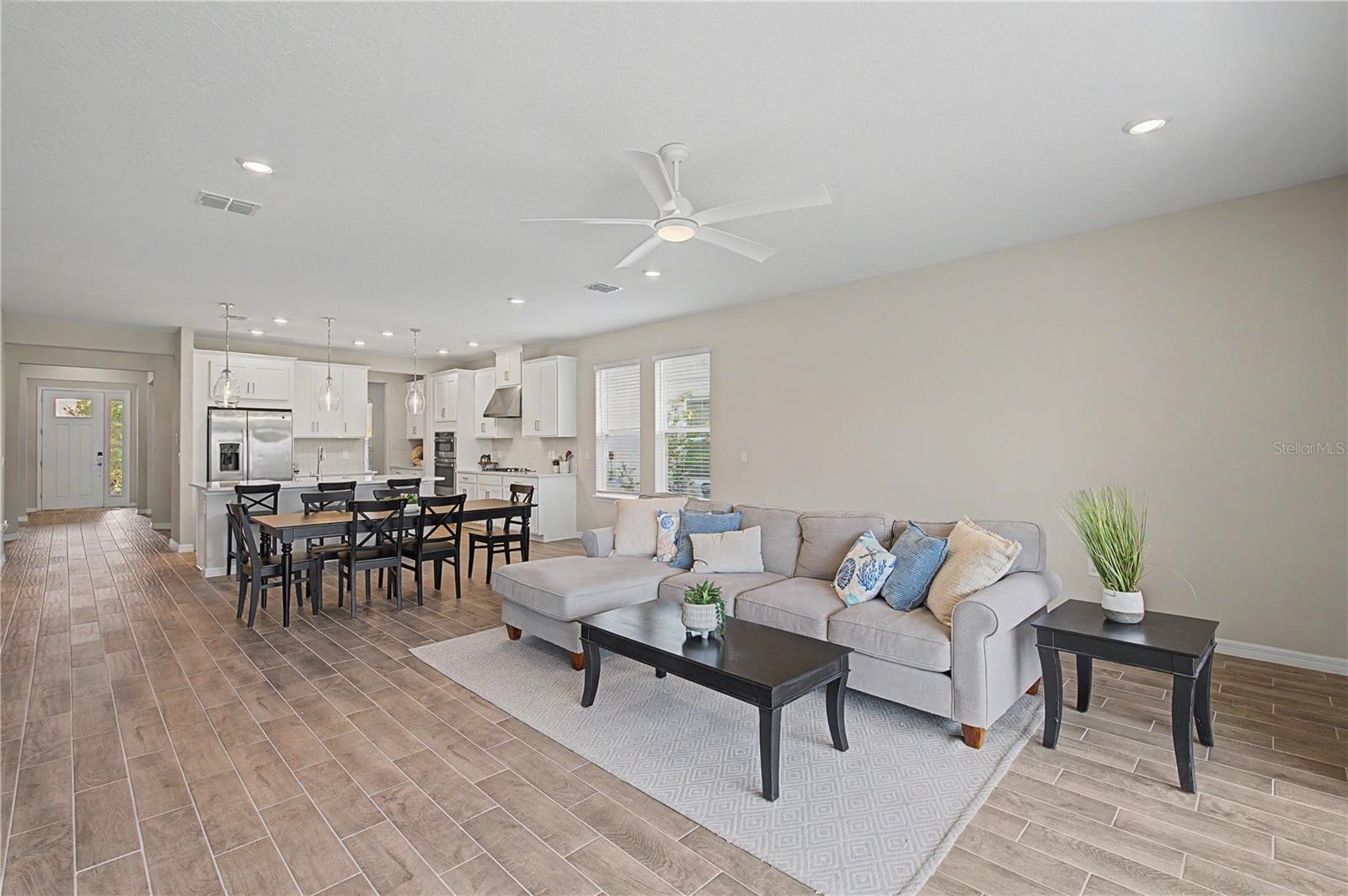 10938 FIELDSTONE DR — photo 6