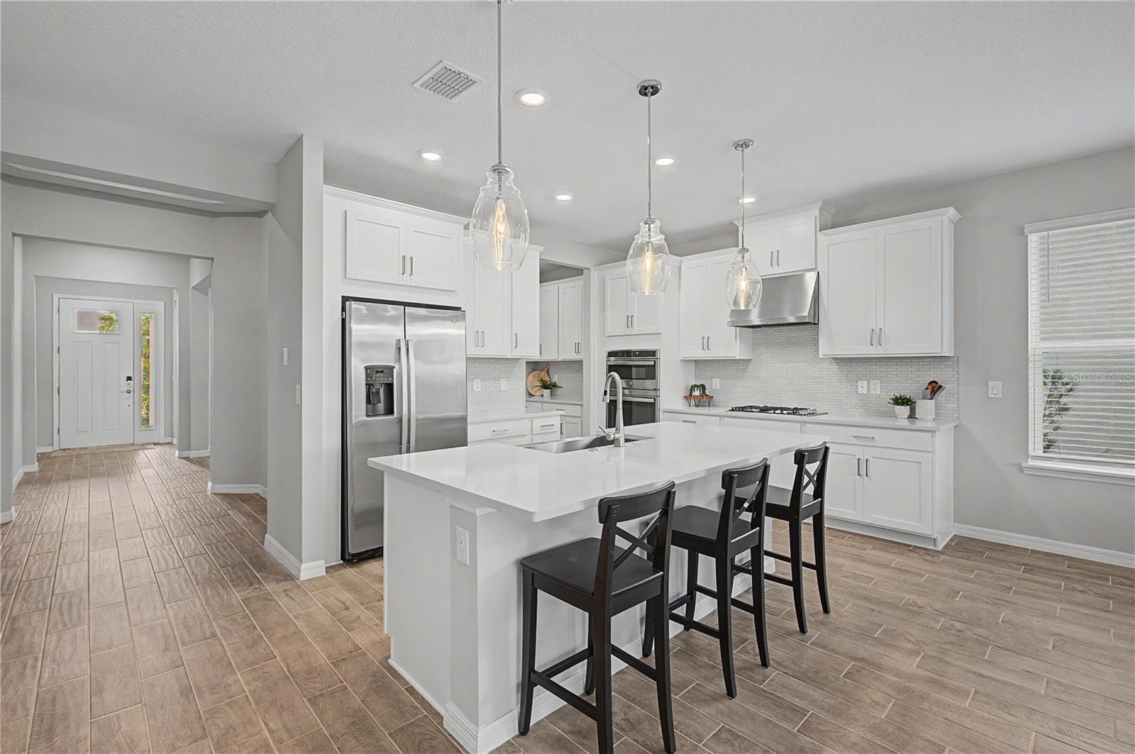 10938 FIELDSTONE DR — photo 2