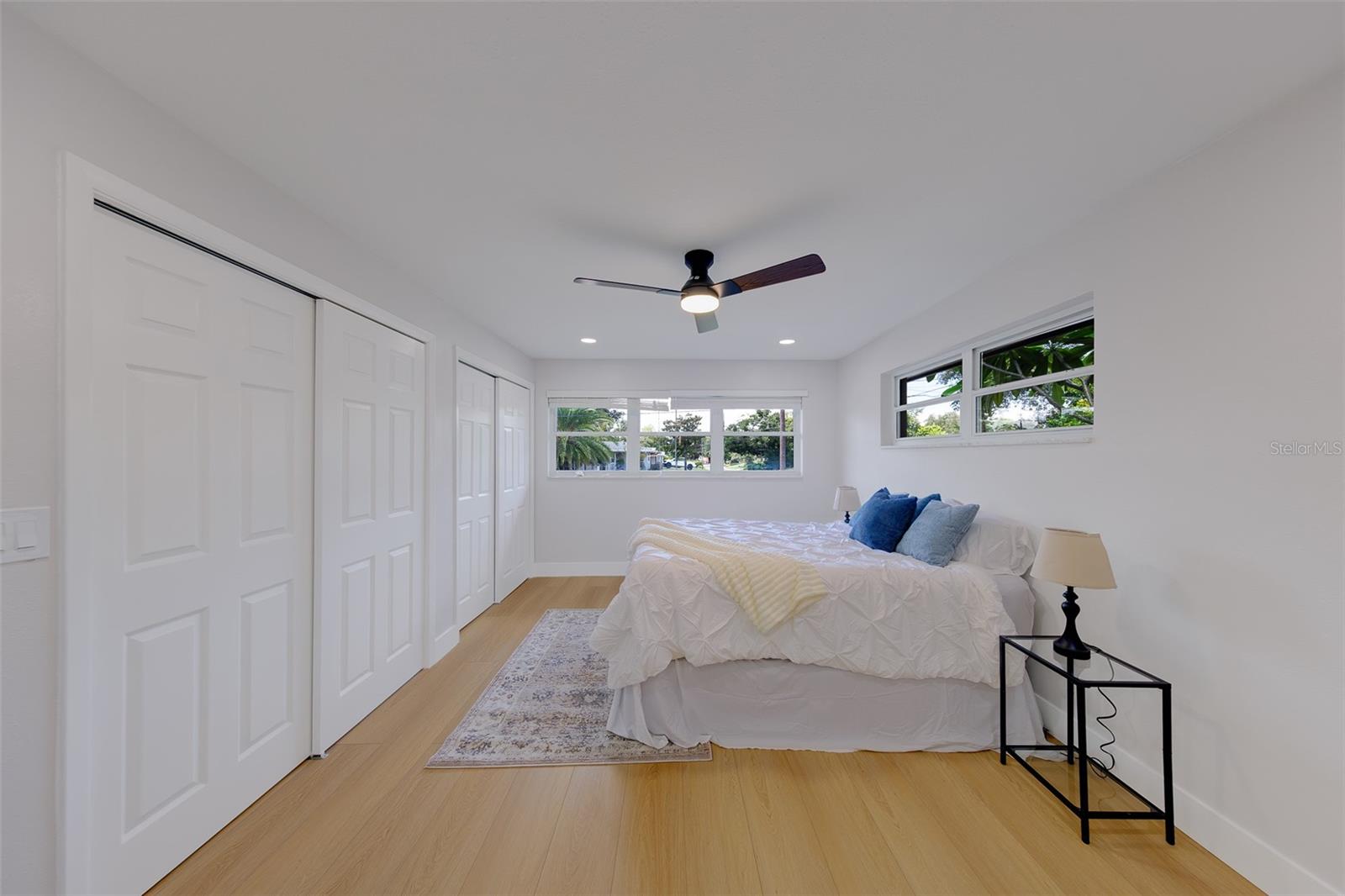 471 SIERRA CIR E — photo 32