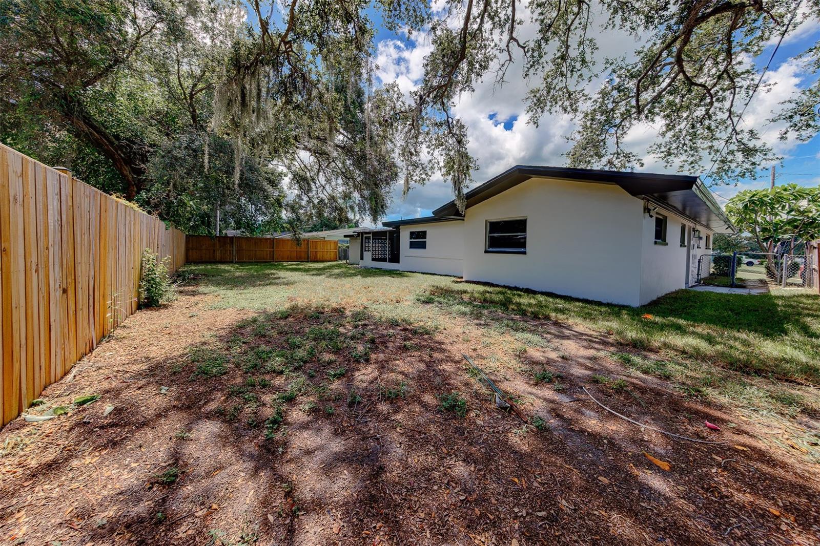 471 SIERRA CIR E — photo 50