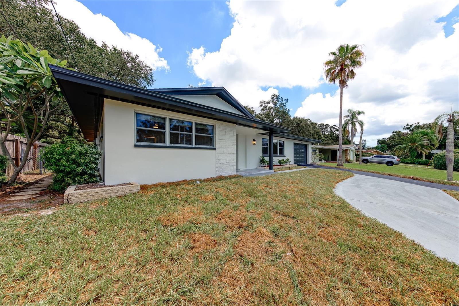 471 SIERRA CIR E — photo 56