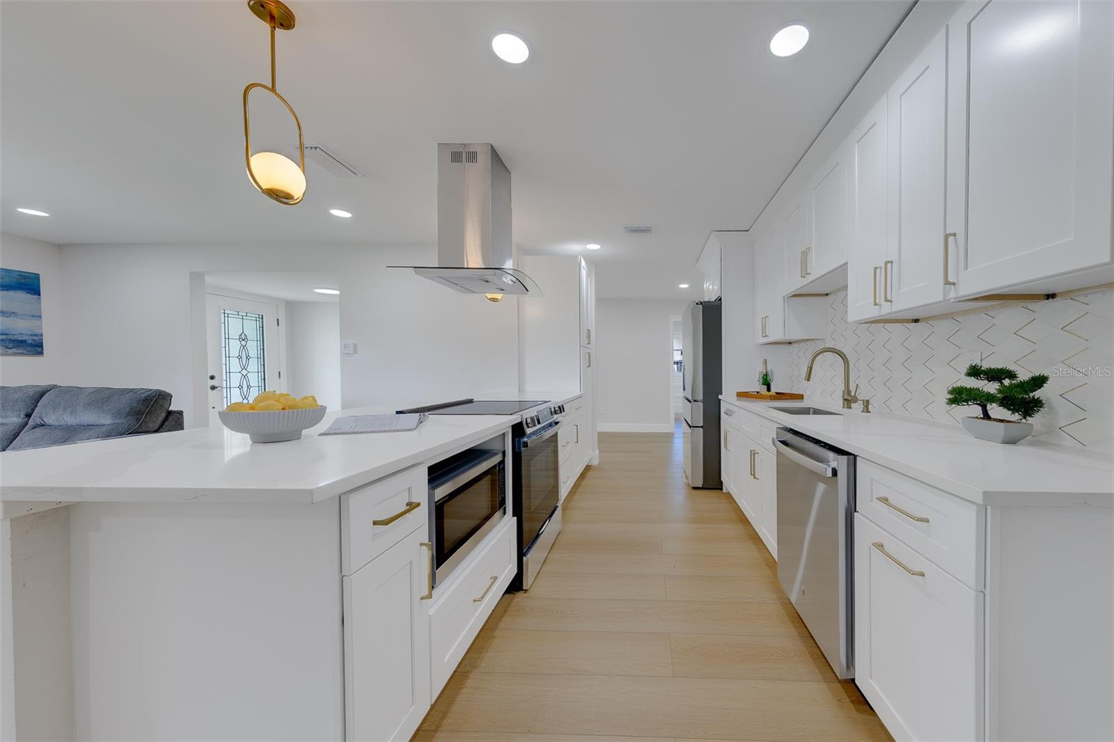 471 SIERRA CIR E — photo 13