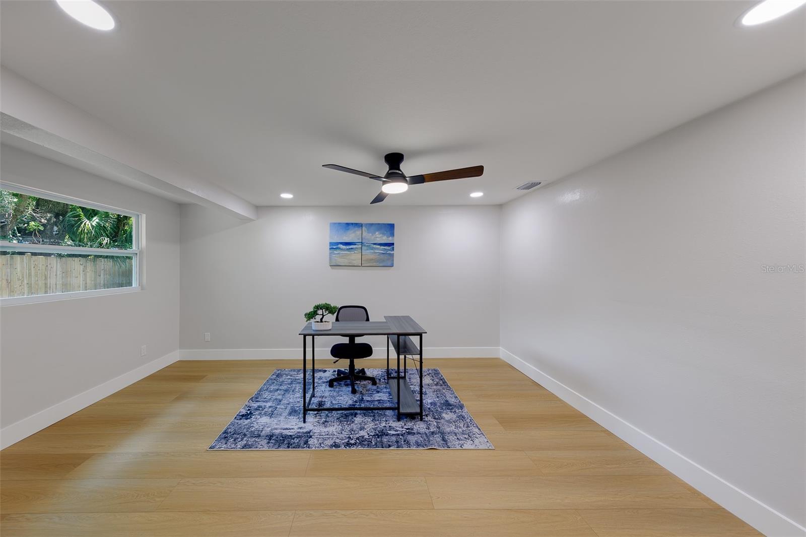 471 SIERRA CIR E — photo 25