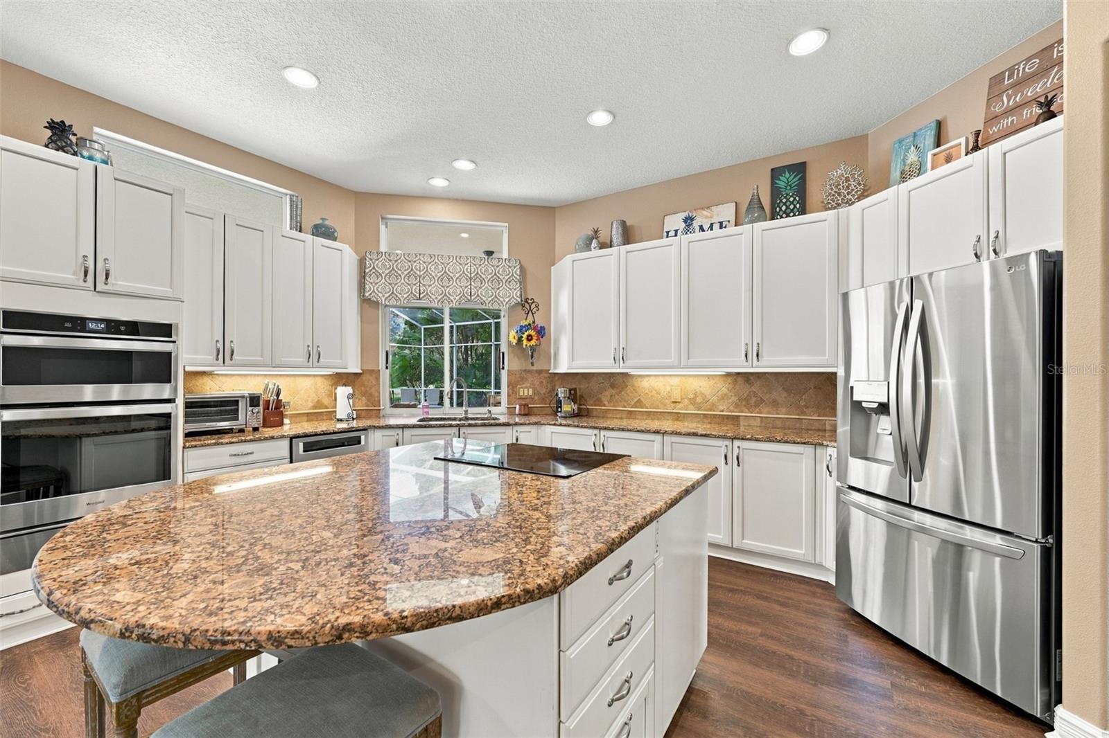 3921 ARLINGTON DR — photo 18