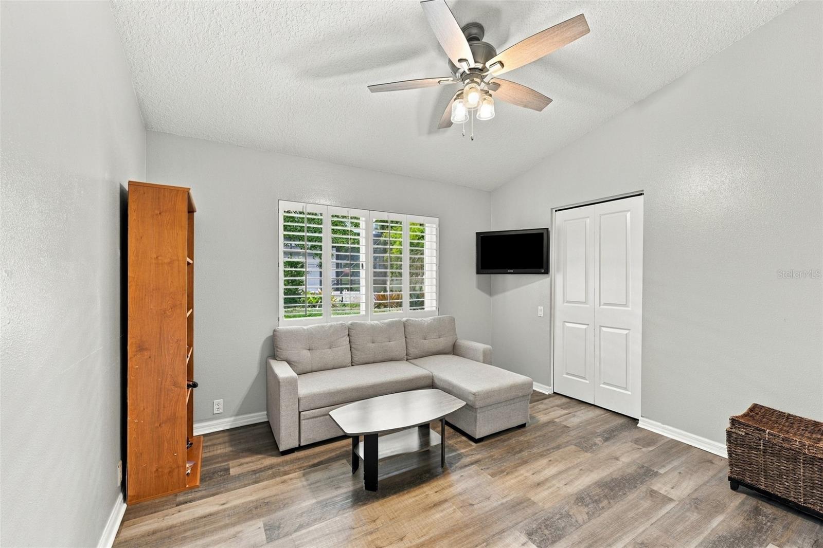3921 ARLINGTON DR — photo 38