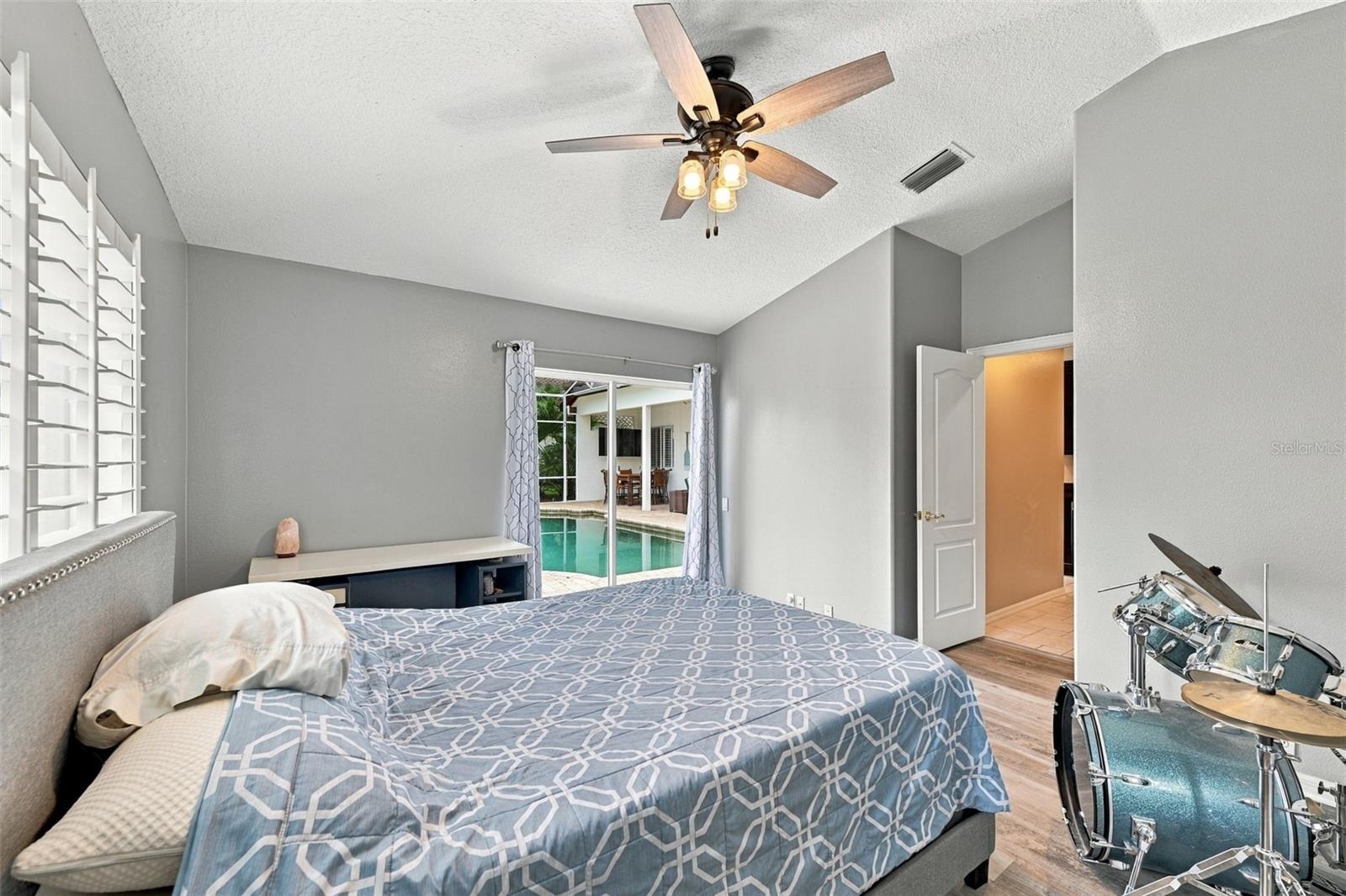 3921 ARLINGTON DR — photo 42