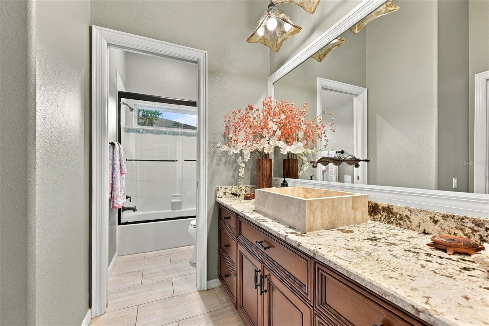 3921 ARLINGTON DR — photo 37