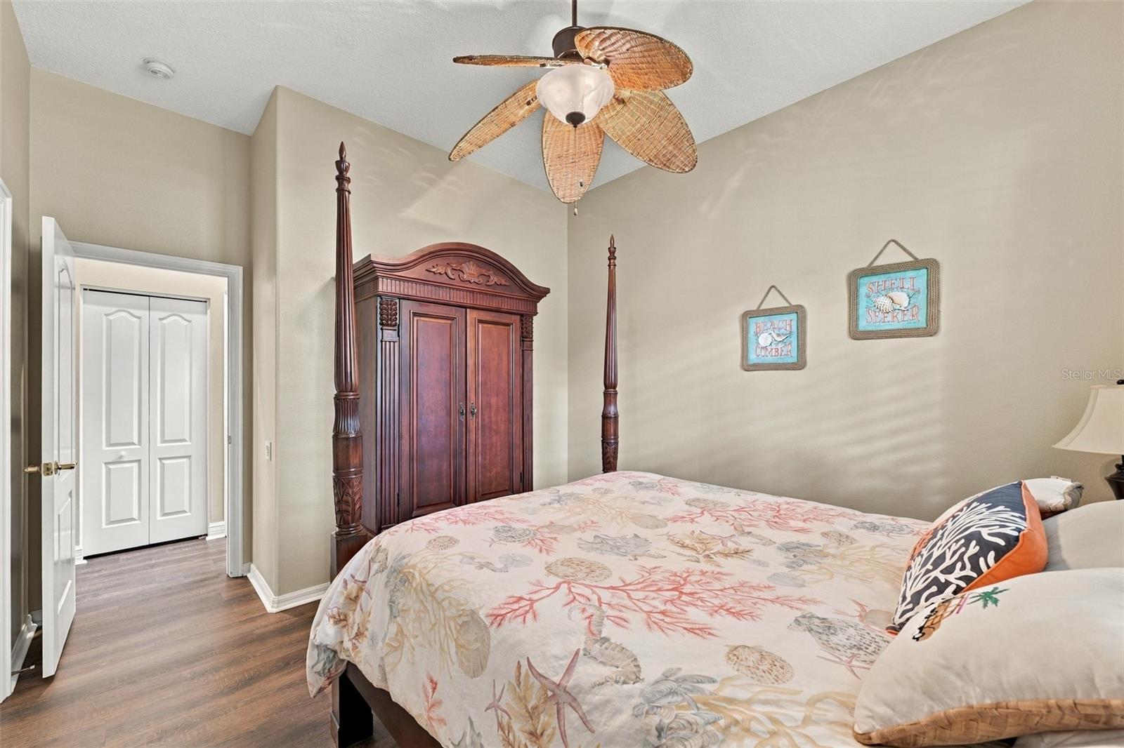 3921 ARLINGTON DR — photo 35