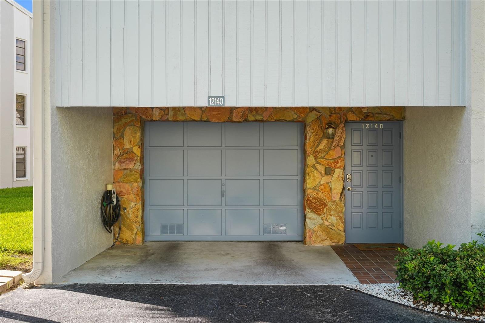 12140 CAPRI CIR S — photo 4