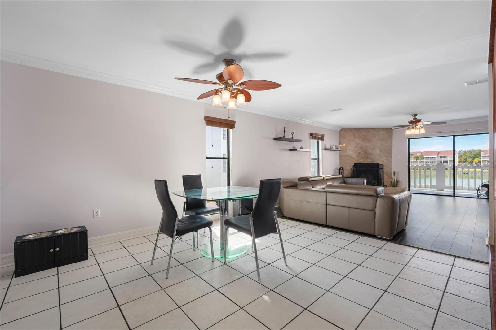 12140 CAPRI CIR S — photo 19