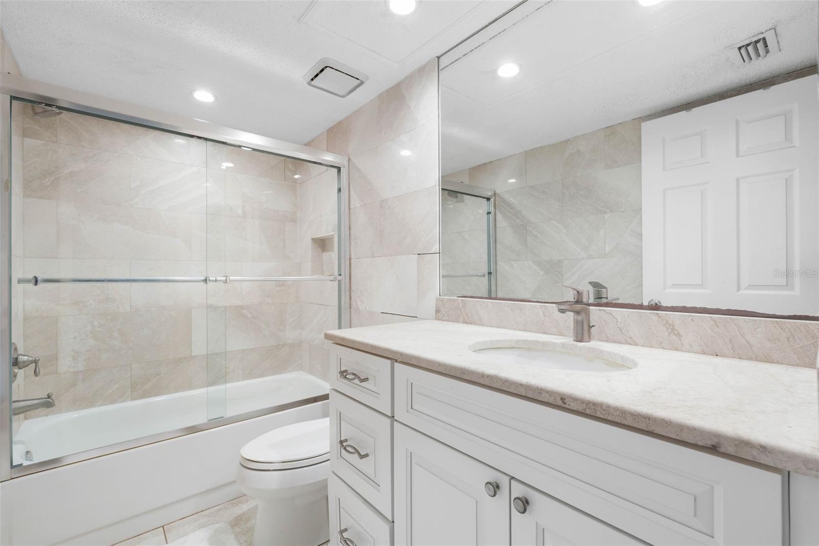 12140 CAPRI CIR S — photo 45