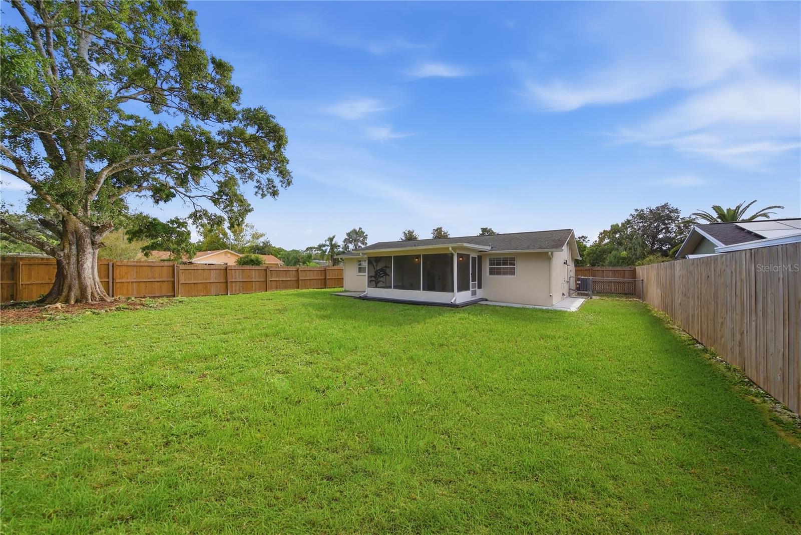 16134 BLACKBEARD LN — photo 36