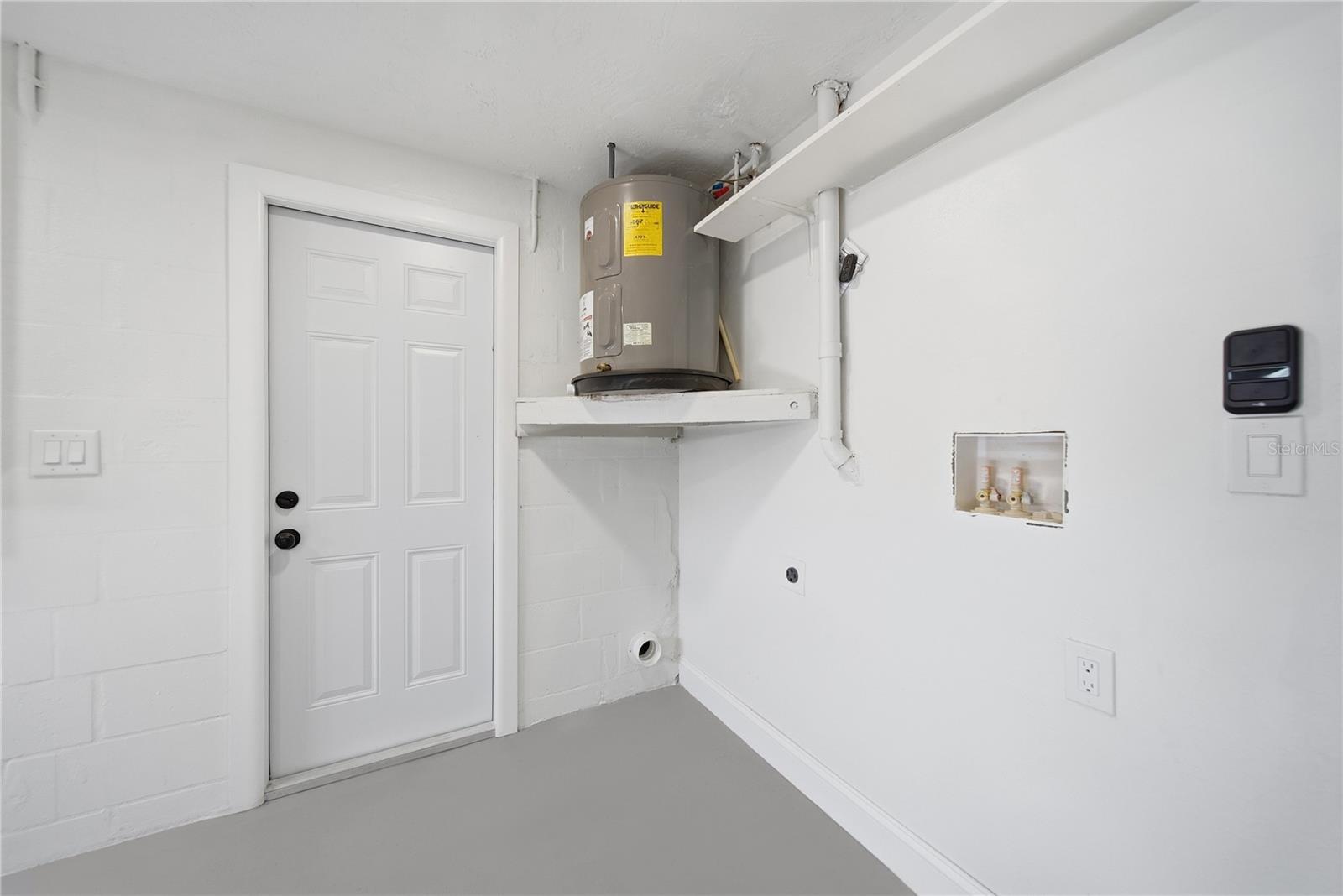 16134 BLACKBEARD LN — photo 24