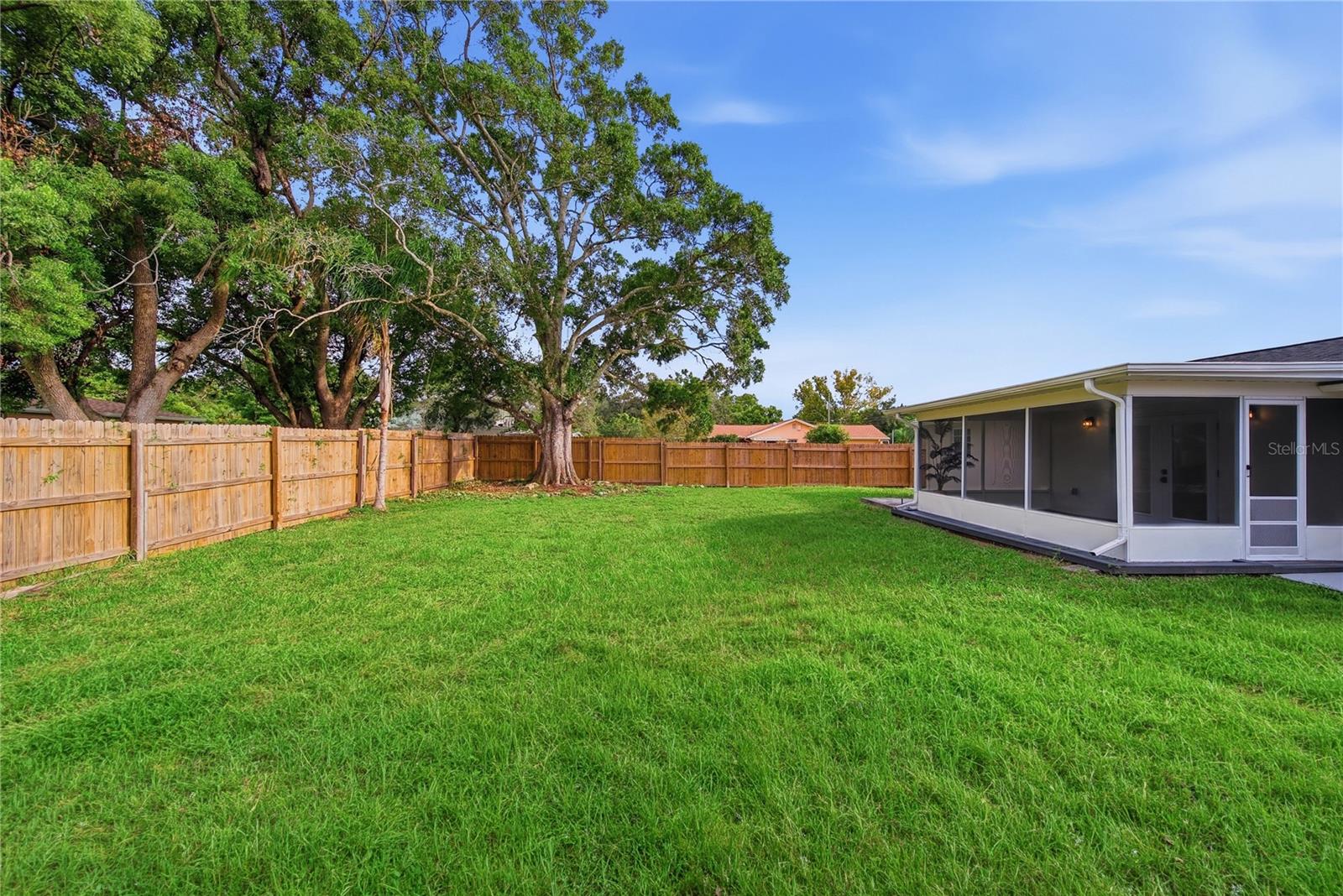 16134 BLACKBEARD LN — photo 35