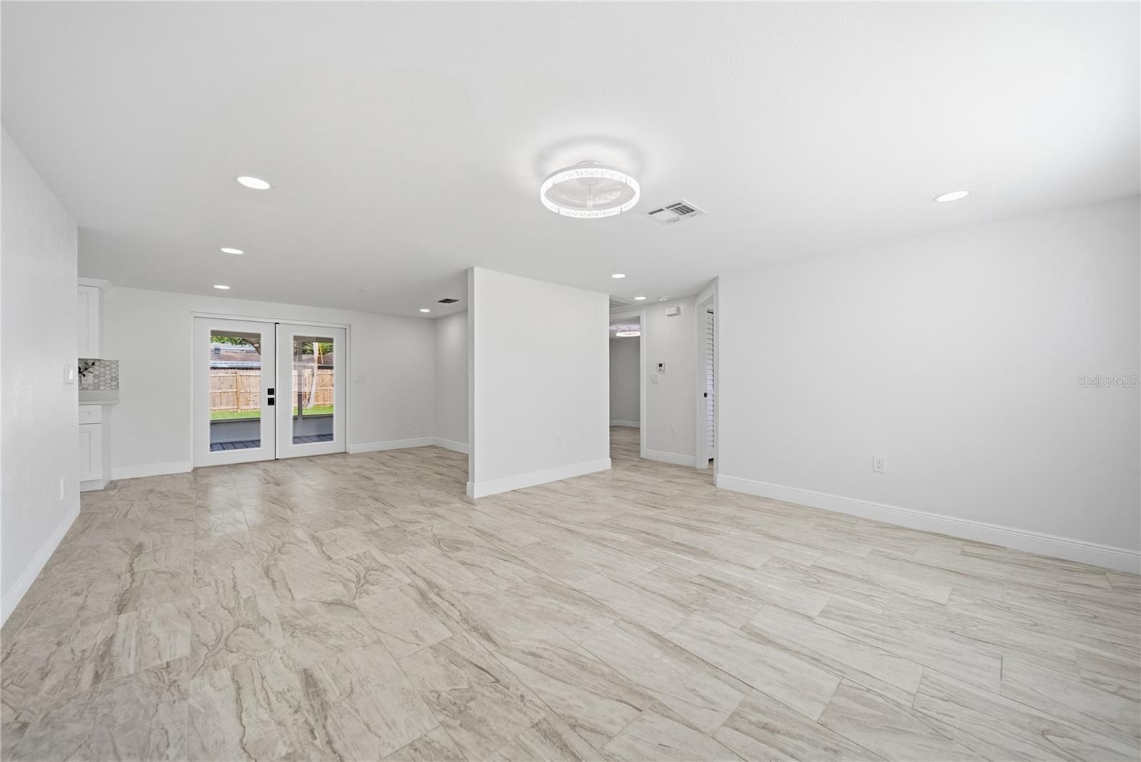 16134 BLACKBEARD LN — photo 9