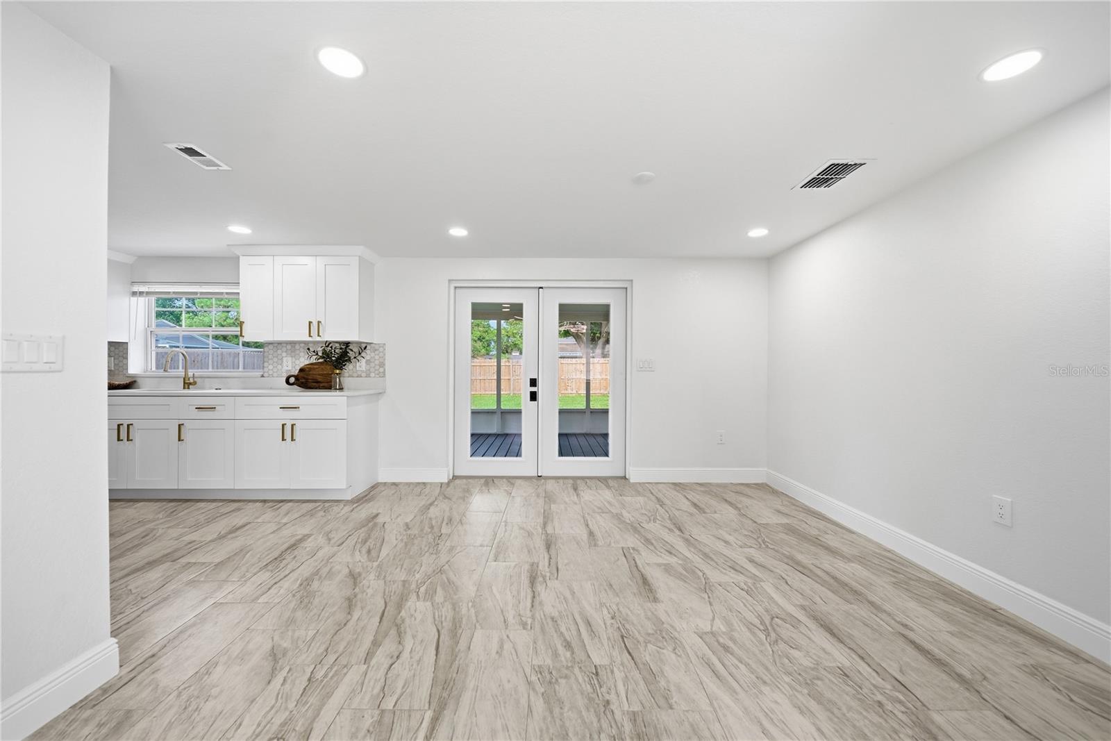 16134 BLACKBEARD LN — photo 6
