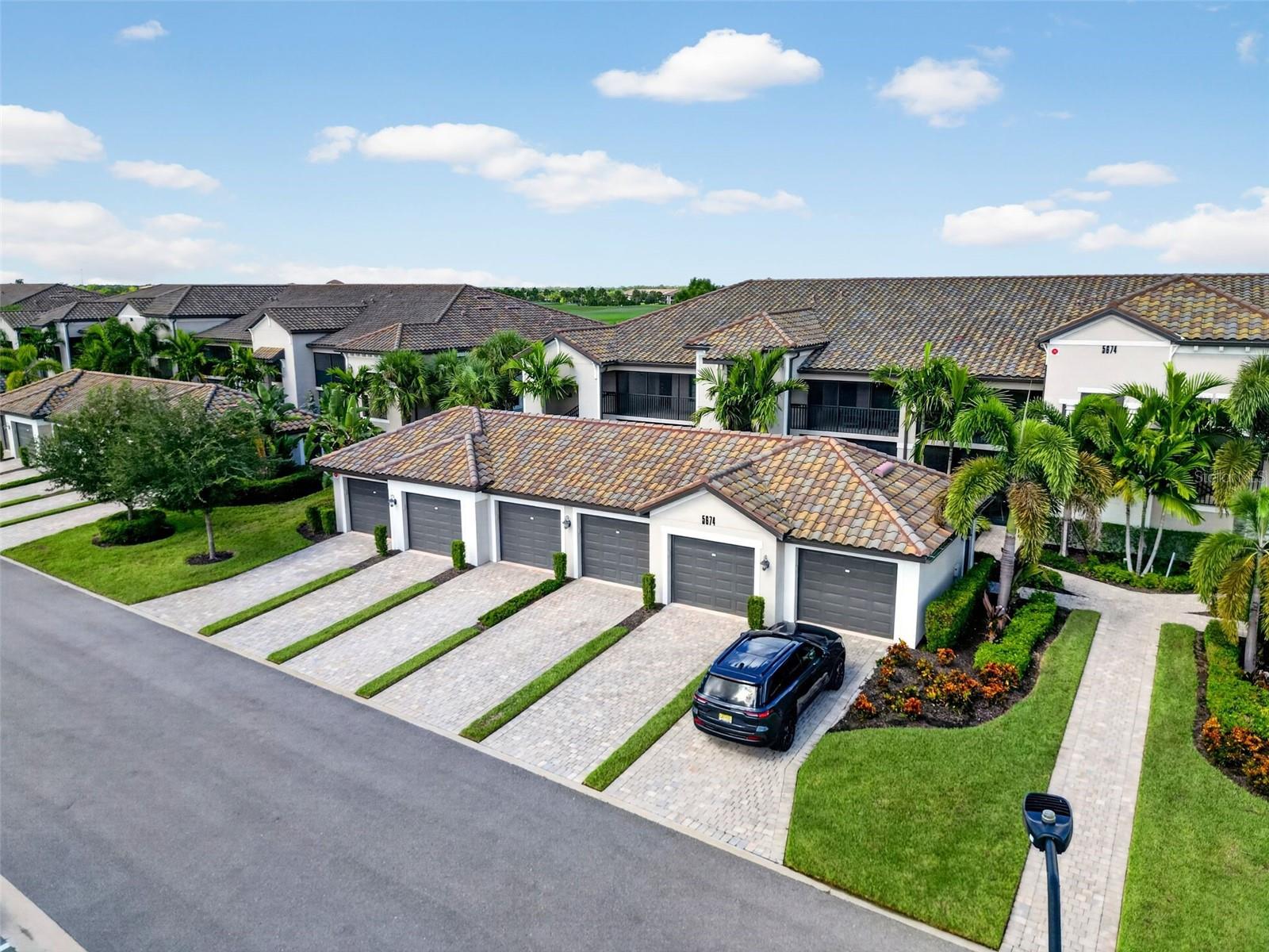 5674 PALMER CIR #101 — photo 47