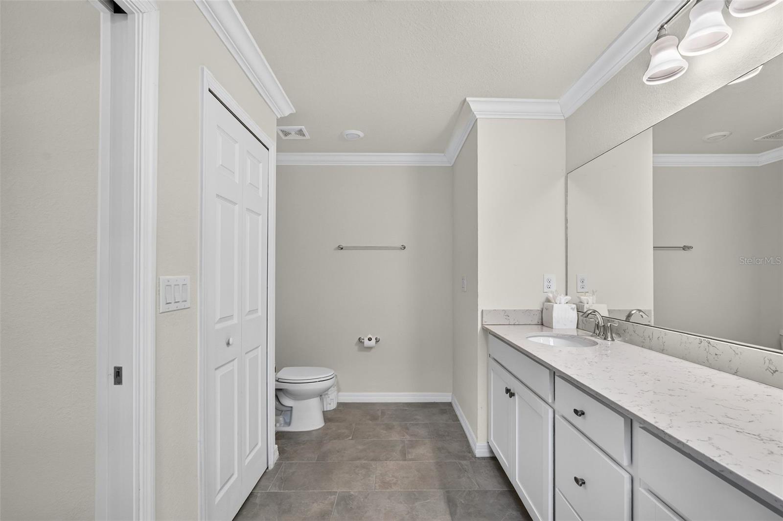 5674 PALMER CIR #101 — photo 35