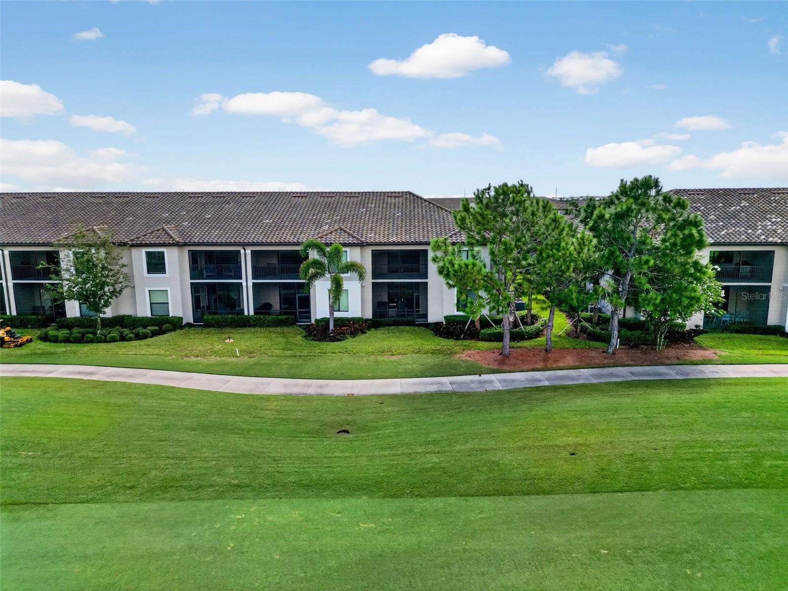 5674 PALMER CIR #101 — photo 48