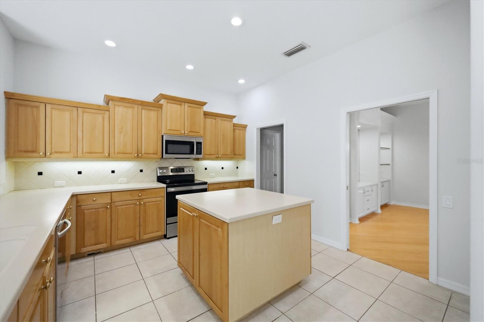 6847 ARECA BLVD — photo 19