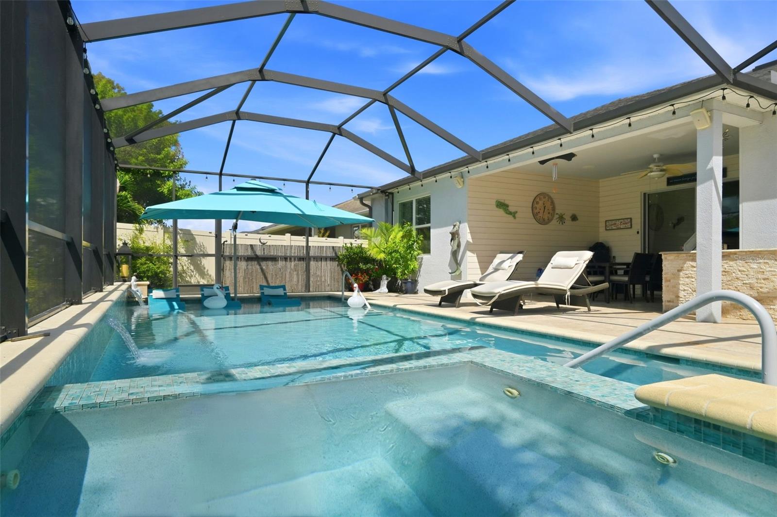 11750 LAKE LUCAYA DR — photo 35