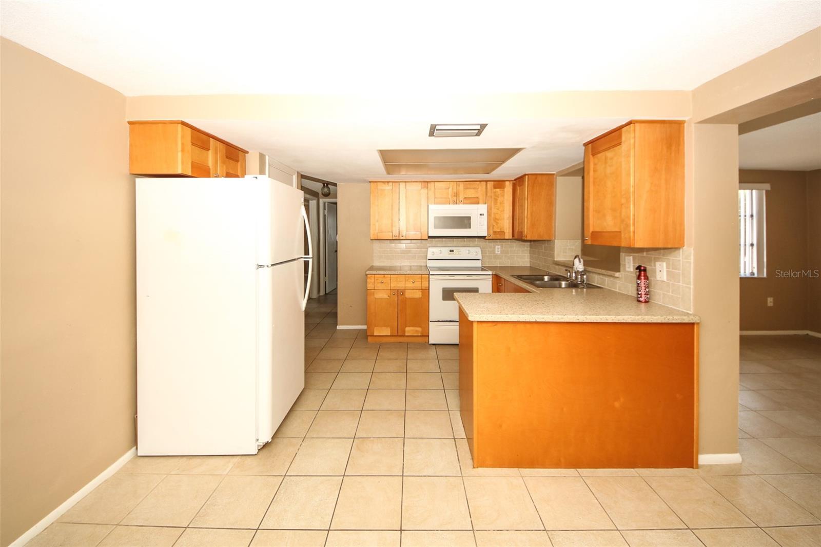 10824 QUEENS RD — photo 18