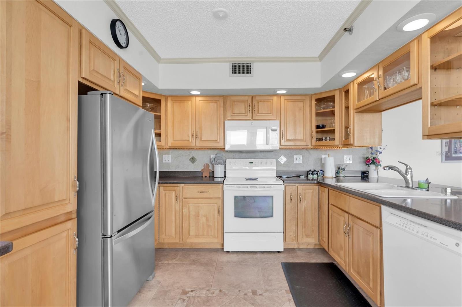 6287 BAHIA DEL MAR CIR #602 — photo 4
