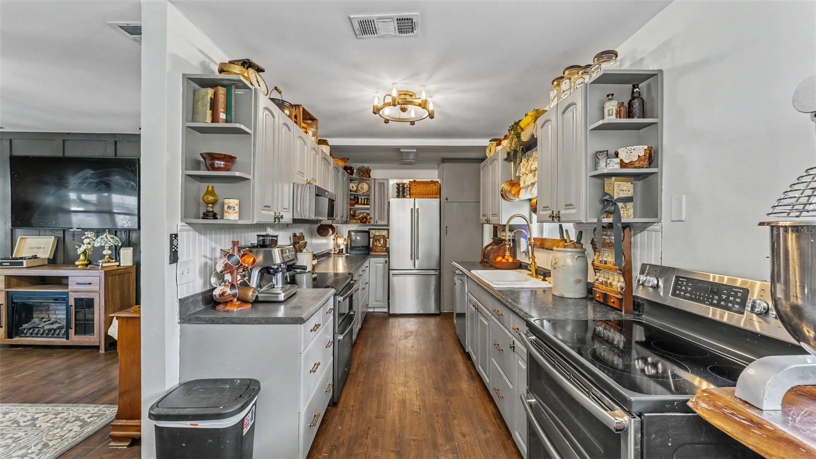 5302 CALHOUN RD — photo 14