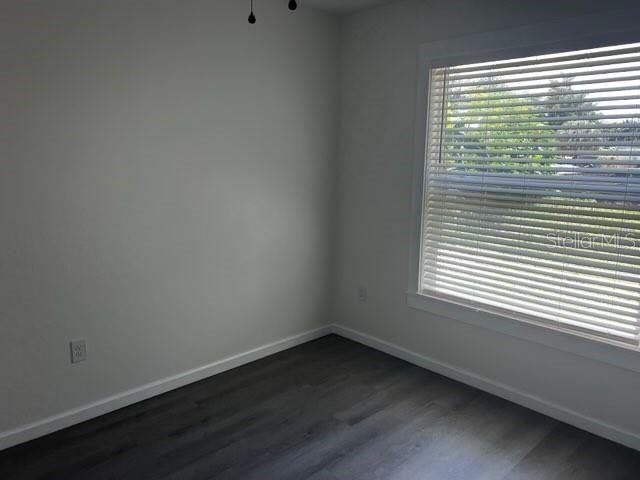 210 PATTERSON AVE — photo 8
