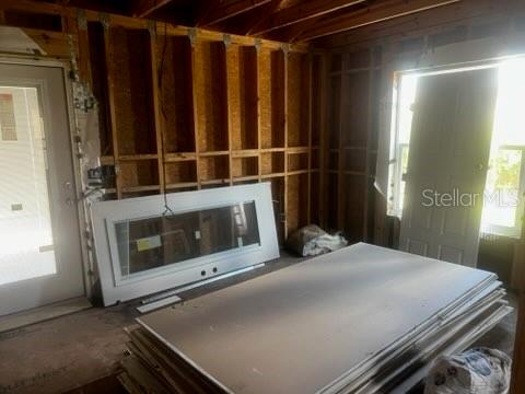 210 PATTERSON AVE — photo 11