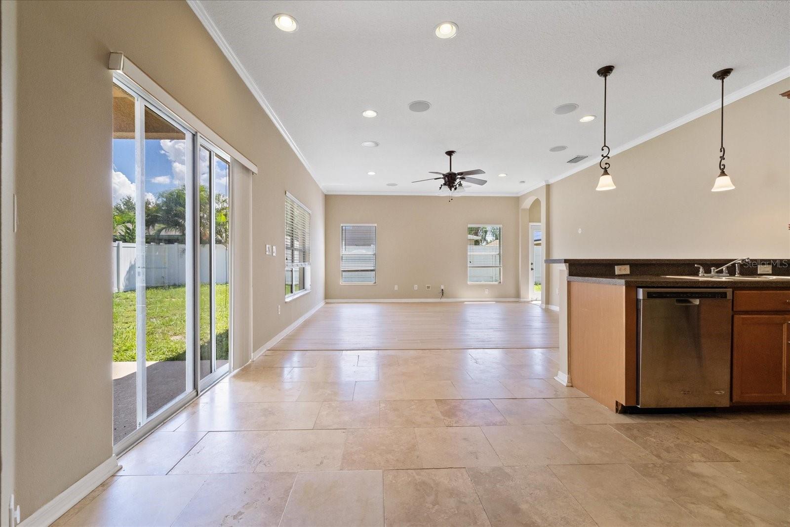 1833 MIRA LAGO CIR — photo 12