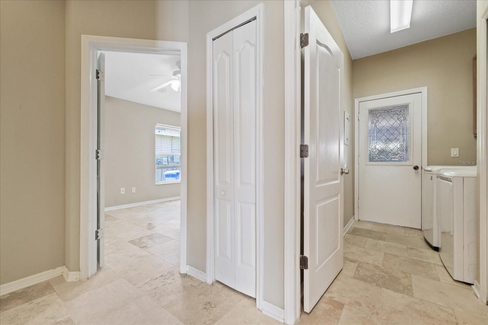 1833 MIRA LAGO CIR — photo 24