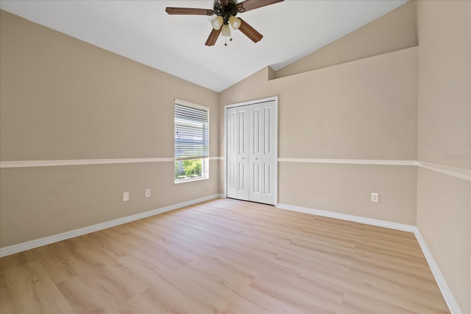 1833 MIRA LAGO CIR — photo 34