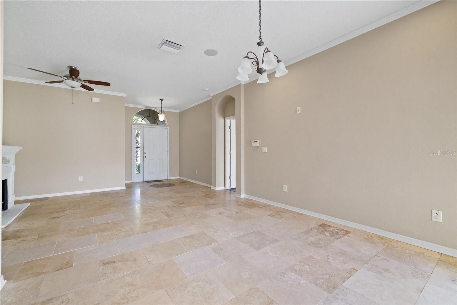 1833 MIRA LAGO CIR — photo 7