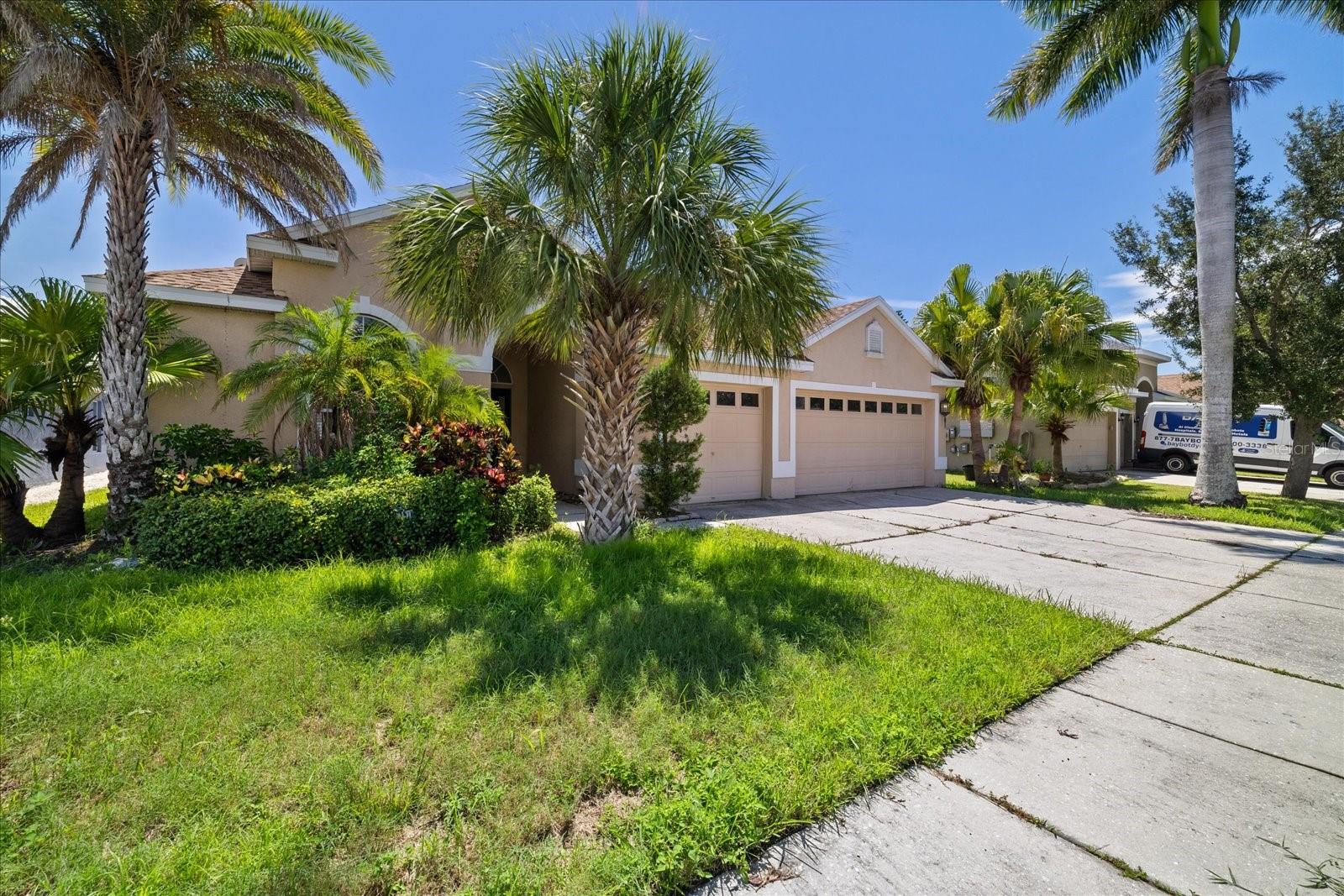 1833 MIRA LAGO CIR — photo 43