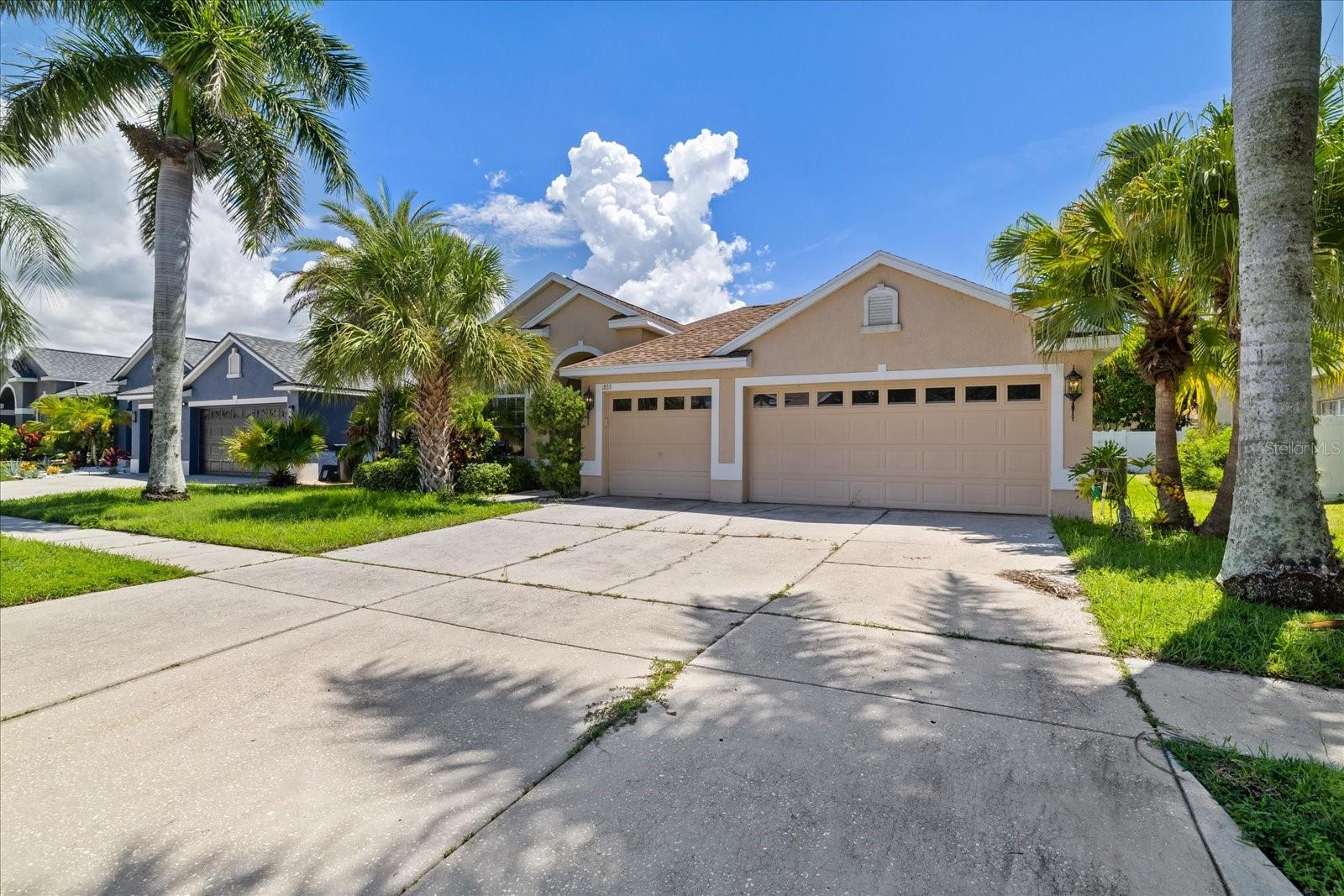1833 MIRA LAGO CIR — photo 44