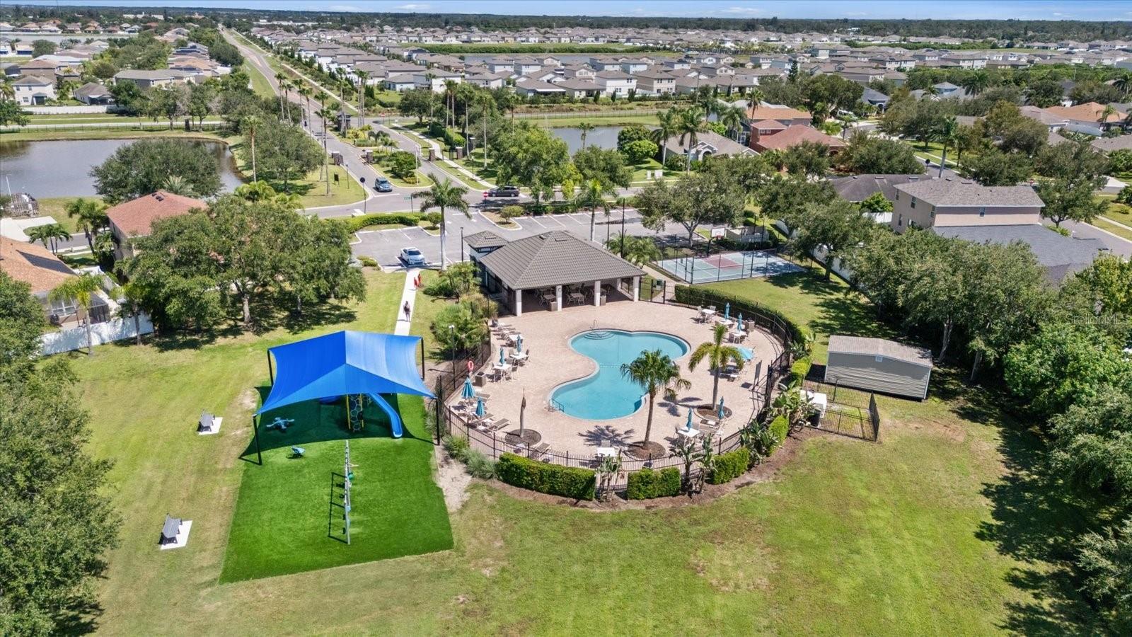 1833 MIRA LAGO CIR — photo 46